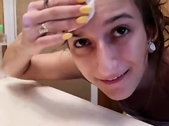 COLLEGE BRUNETTE GETS RAMMED BY A TRAIN SIZED DICK